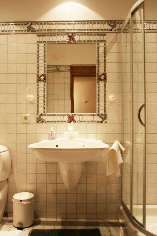 Bad 2 für Zimmer 4-5